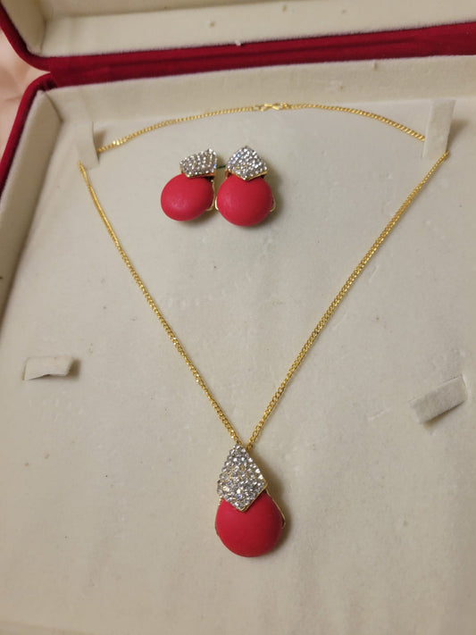 Imported Red Drop Pendant Set with Sparkling Diamond Top and Gold Chain Finish